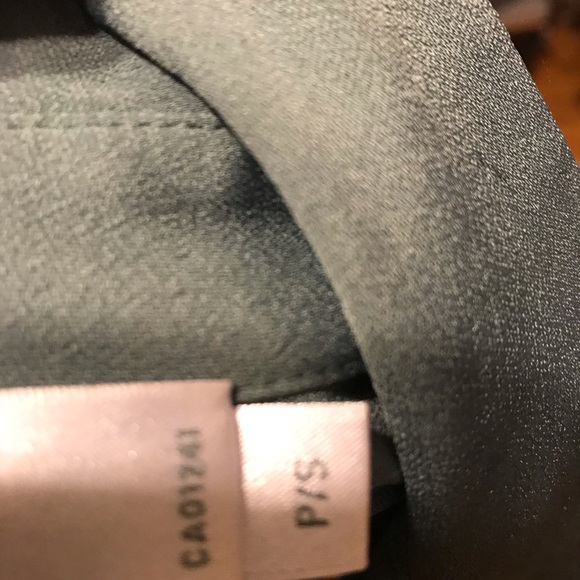 Brand new silky Contenporaine .Simpson size s - Picture 4 of 4